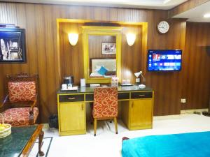 TV a/nebo společenská místnost v ubytování Hotel Galaxy