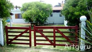 Fotografie z fotogalerie ubytování ALQUILO CASA FRENTE AL MAR PARQUE DEL PLATA CON BARBACOA PARa 8 v destinaci Parque del Plata + 1 fotografie