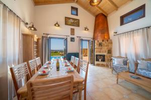 Χώρος καθιστικού στο Villa Ostria