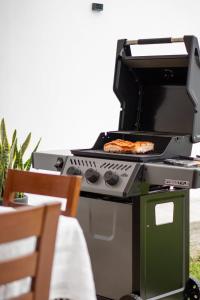 Grillfaciliteterne i lejligheden som gæsterne kan bruge