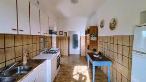Kuchyň nebo kuchyňský kout v ubytování Casa Vacanze Il Vallo