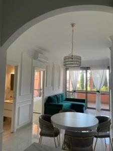 Гостиная зона в GREEN HOUSE - PARCO TIRRENO by Ohana