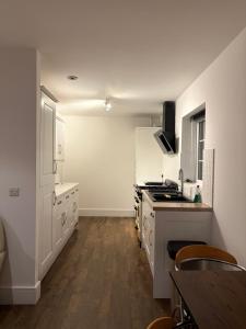 Køkken eller tekøkken på The Croft Farmhouse Apartments + 9 billeder