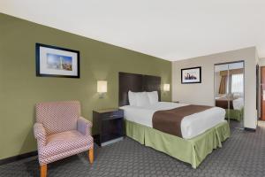 Postel nebo postele na pokoji v ubytování Best Western Sky Valley Inn + 40 fotografií