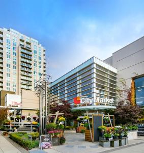 Tòa nhà nơi căn hộ tọa lạc