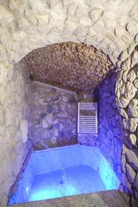 Bazén v ubytování Gesualdo Suites nebo v jeho okolí