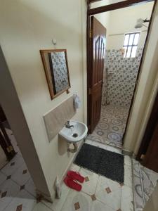 Ένα μπάνιο στο AMEROD BNBs