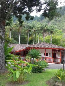 Zahrada ubytování Hostal Rio Arabia - Valle De Cocora HOTEL