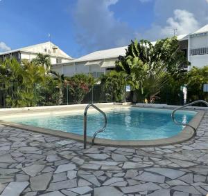 Πισίνα στο ή κοντά στο Ti'Karukéra +23 φωτογραφίες