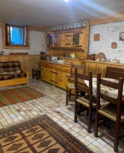 Η κουζίνα ή μικρή κουζίνα στο La Villa dei Ciliegi