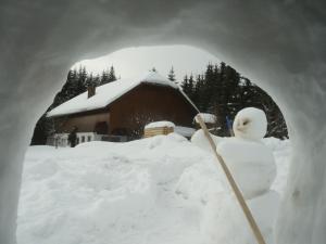 Gästehaus Jäger v zime