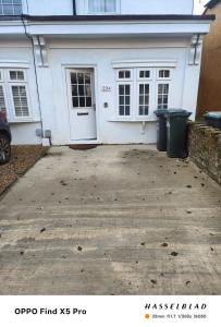 Bygningen som lejligheden ligger i + 5 billeder