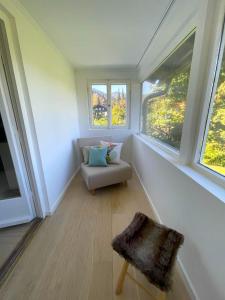 Χώρος καθιστικού στο Großzügige FeWo mit Bergblick am Tegernsee