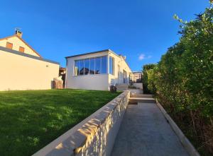 En have udenfor Villa Carolina - Sea View - Design - Private Terrace