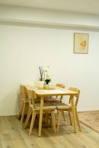 Фотография из галереи Apartments Kolín II & Penzion Navara в городе Колин +8 фотографий