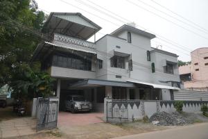 Bygningen som villaen ligger i