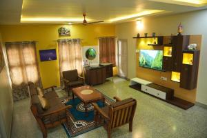 Et tv og/eller underholdning på Brown Spring Home Stays