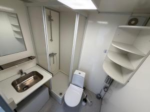 Koupelna v ubytování Palle Camping