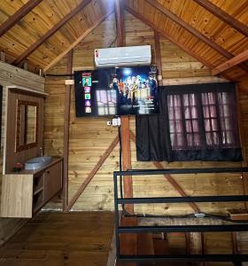 Imagen de la galería de Chalé Pé na água, en Mairiporã