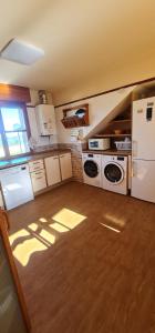 Kuchyň nebo kuchyňský kout v ubytování Vistas al mar