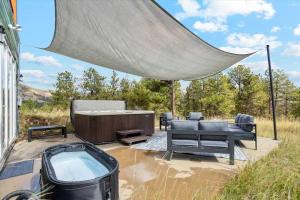 Et opholdsområde på 15 min to Boulder Rope Course Hot Tub & Views