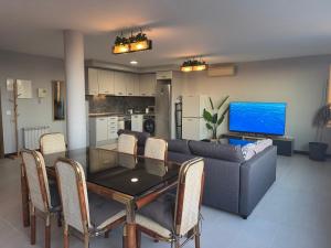 Η κουζίνα ή μικρή κουζίνα στο Lujoso Loft La Moraleja