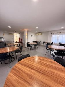 Οι επιχειρηματικές εγκαταστάσεις ή/και οι αίθουσες συνεδριάσεων στο Hotel Mais Lazer