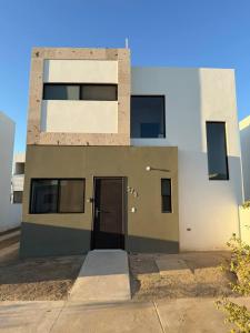 Budova, kde se prázdninový dům nachází