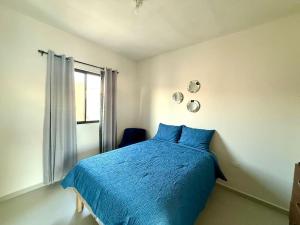 Postel nebo postele na pokoji v ubytování Cozy Modern Retreat with Pool + 36 fotografií