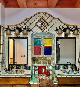 Kuchyň nebo kuchyňský kout v ubytování 2 king bds 2.5 bathrooms in the heart of Downtown