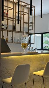 Nápoje v ubytování Clatt Hotel