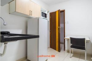 Køkken eller tekøkken på Apartamento no Centro de Macae a Metros da Praia + 5 billeder