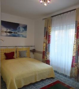 Ένα ή περισσότερα κρεβάτια σε δωμάτιο στο Ferienhaus Waldhof