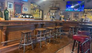 Lounge nebo bar v ubytování Hotel Ivanhoe