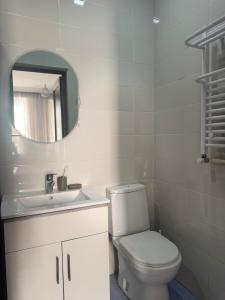 Un baño de Charming Private Stay in Old Tbilisi 4 fotos más