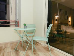 Et opholdsområde på Luxury Apartment with Hot Tub - THE NEST