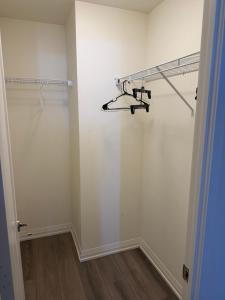 Фотография из галереи 1 Room in a Modern City Condo в городе Вон