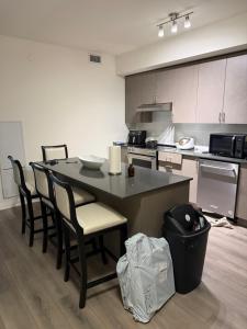 Фотография из галереи 1 Room in a Modern City Condo в городе Вон