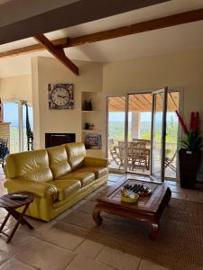 Fotografie z fotogalerie ubytování Villa provençale avec vue mer, piscine et CLIM v destinaci Vence