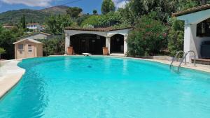 Fotografie z fotogalerie ubytování Villa provençale avec vue mer, piscine et CLIM v destinaci Vence + 30 fotografií