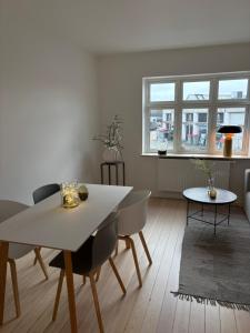 Posezení v ubytování Unique Living - Herning City Central House