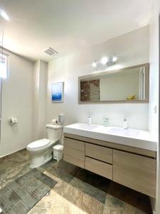 Et badeværelse på Mariposa Reina B