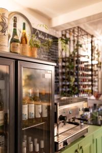 Η κουζίνα ή μικρή κουζίνα στο The Hawk & Buckle Inn