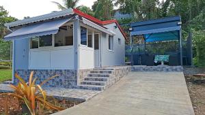 Bygningen som villaen ligger i