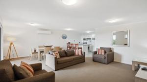 Χώρος καθιστικού στο 306 South Pacific Apartments