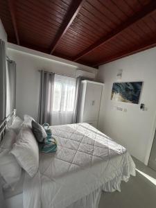 Postel nebo postele na pokoji v ubytování Agape Suites-Room 6- 2nd Floor