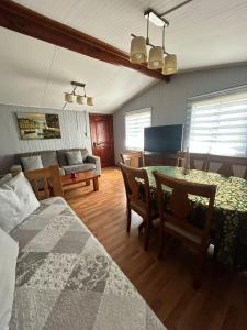 Un lugar para sentarse en Amplia Casa Totalmente Equipada