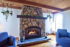 Фотография из галереи Vintage Terrace Pied a Terr Suitee в городе Carlton