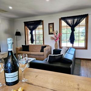 Гостиная зона в The Little Benalla Escape - Cosy Country Getaway