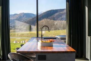 Nespecifikovaný výhled na hory nebo výhled na hory při pohledu z prázdninového domu + 35 fotografií